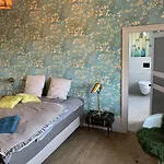 Bed & Breakfast Chateau De Etienne *