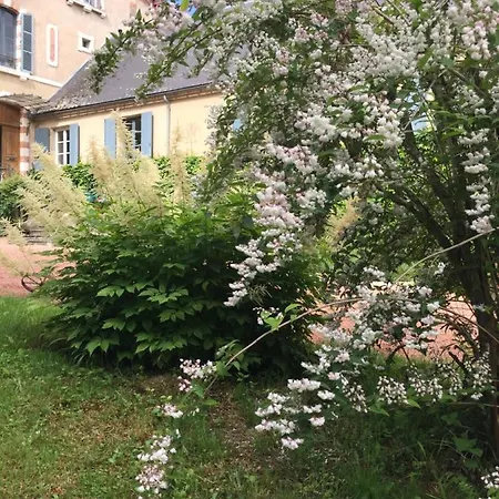 Chateau De Etienne Frühstückspension