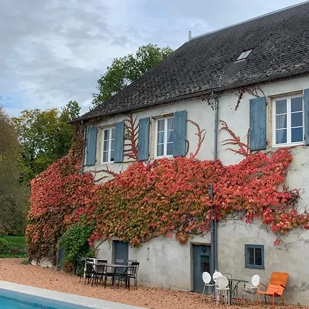 Chateau De Etienne *