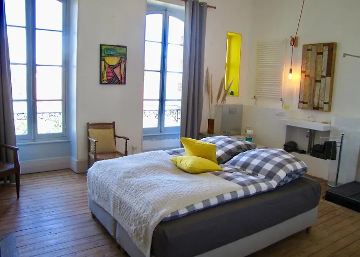 住宿加早餐酒店 Chateau De Etienne Saint-Gerand-le-Puy